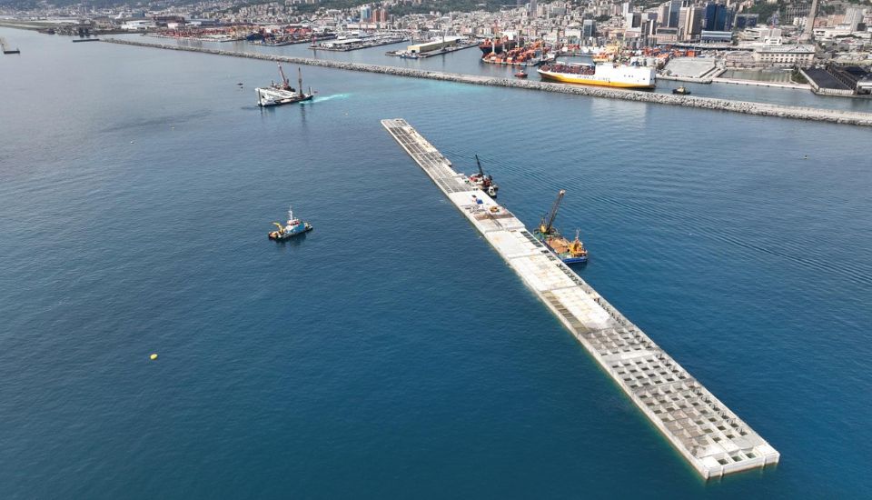 Nuova Diga Foranea di Genova   ventesimo cassone