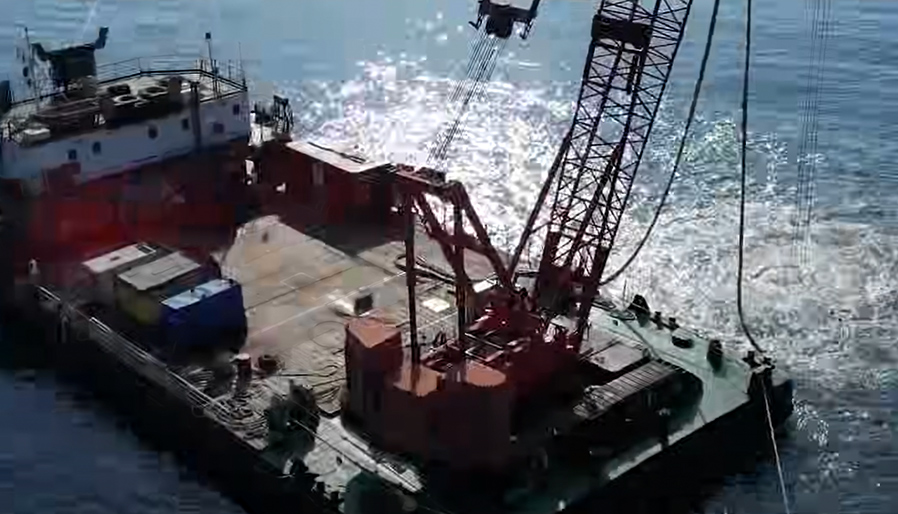 prime 850 colonne giganti sommerse